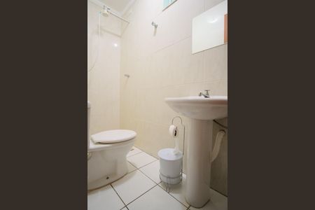 Casa à venda com 330m², 3 quartos e 4 vagasBanheiro de serviço