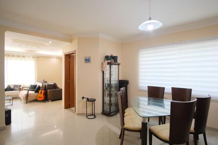 Casa à venda com 330m², 3 quartos e 4 vagasSala de Jantar