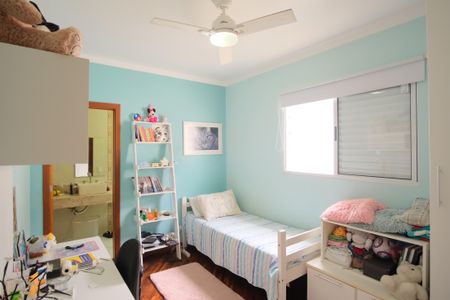 Casa à venda com 330m², 3 quartos e 4 vagasSuíte 2