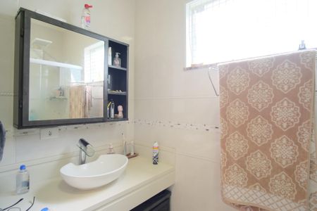 Casa à venda com 330m², 3 quartos e 4 vagasBanheiro da Suíte 3