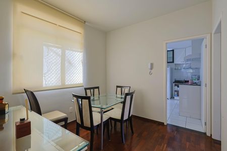 Apartamento à venda com 90m², 3 quartos e 1 vaga Apartamento à venda com 90m², 3 quartos e 1 vagaSala de Jantar