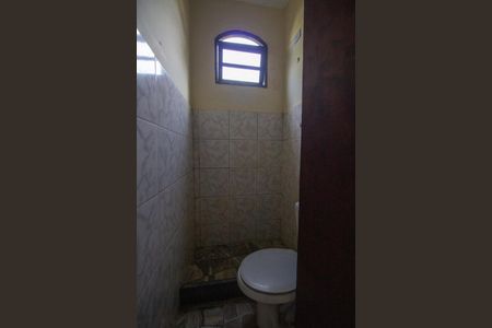 Casa de condomínio à venda com 250m², 4 quartos e 3 vagasLavabo