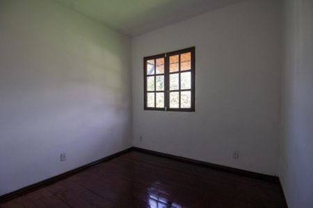 Casa de condomínio à venda com 250m², 4 quartos e 3 vagasQuarto 1