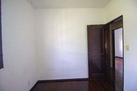 Casa de condomínio à venda com 250m², 4 quartos e 3 vagasQuarto 1