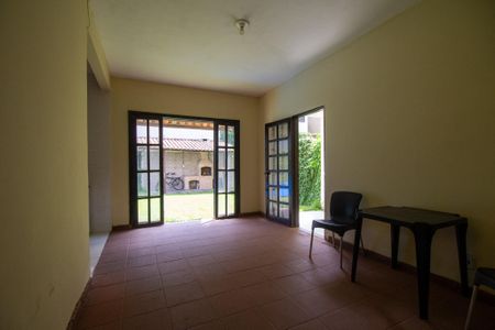 Casa de condomínio à venda com 250m², 4 quartos e 3 vagasCozinha