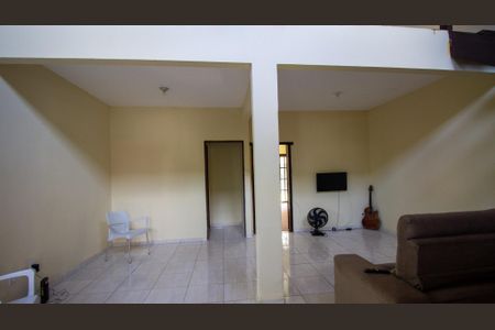 Casa de condomínio à venda com 250m², 4 quartos e 3 vagasSala