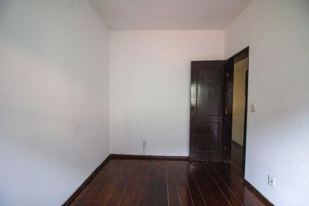 Casa de condomínio à venda com 250m², 4 quartos e 3 vagasQuarto 3