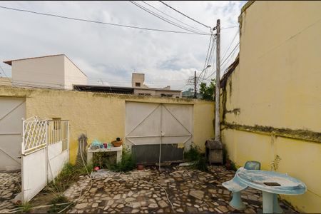 Casa à venda com 245m², 3 quartos e 3 vagasVaranda da frente