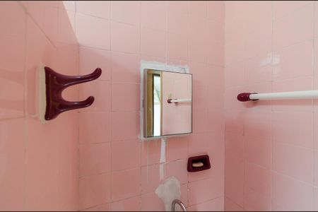 Casa à venda com 245m², 3 quartos e 3 vagasBanheiro