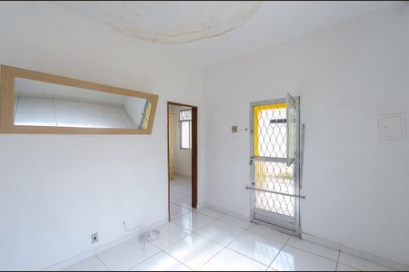 Casa à venda com 245m², 3 quartos e 3 vagasSala