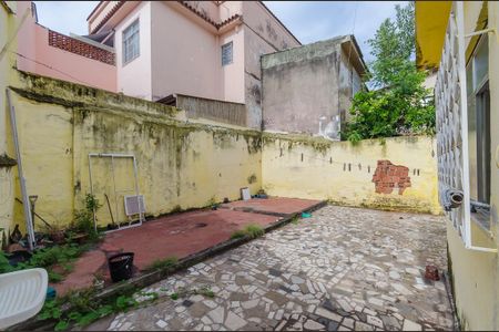 Casa à venda com 245m², 3 quartos e 3 vagasÁrea de Serviço / Quintal