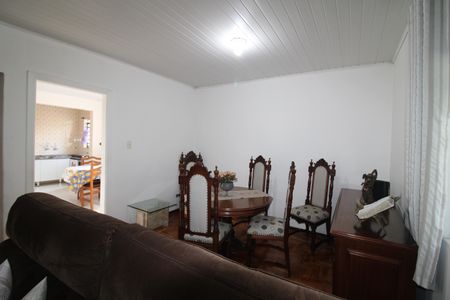 Casa à venda com 147m², 3 quartos e 6 vagasSala