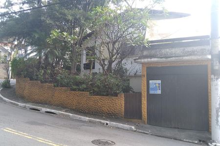 Casa à venda com 147m², 3 quartos e 6 vagasFachada