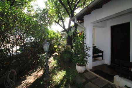 Casa à venda com 147m², 3 quartos e 6 vagasÁrea Comum