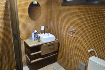 Casa para alugar com 220m², 3 quartos e 2 vagasBanheiro da Suíte