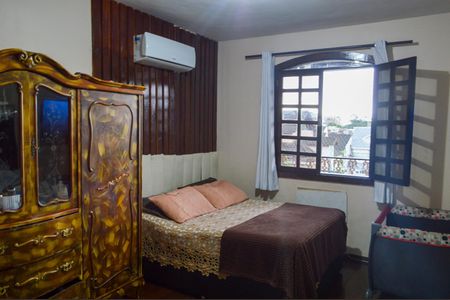 Casa para alugar com 220m², 3 quartos e 2 vagasSuite