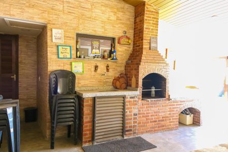 Casa de condomínio à venda com 180m², 2 quartos e 1 vagaTerraço 