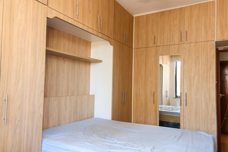 Casa de condomínio à venda com 180m², 2 quartos e 1 vagaQuarto 1