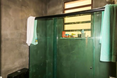 Casa de condomínio à venda com 180m², 2 quartos e 1 vagaBanheiro Social