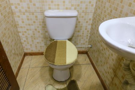 Casa de condomínio à venda com 180m², 2 quartos e 1 vagaTerraço - Banheiro