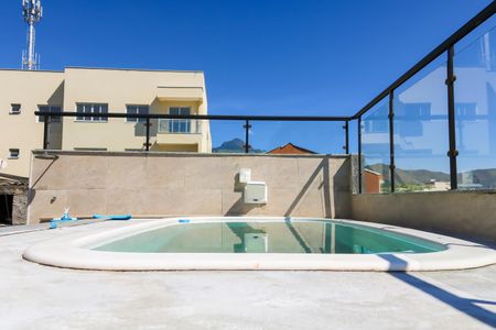 Casa de condomínio à venda com 180m², 2 quartos e 1 vagaTerraço 