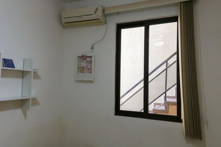 Casa de condomínio à venda com 180m², 2 quartos e 1 vagaQuarto 2