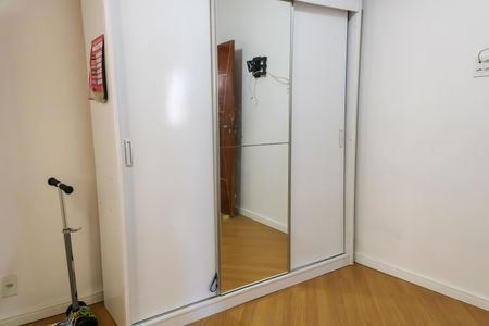 Casa de condomínio à venda com 180m², 2 quartos e 1 vagaQuarto 2