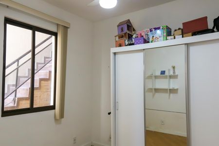Casa de condomínio à venda com 180m², 2 quartos e 1 vagaQuarto 2