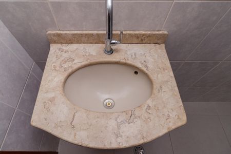 Casa à venda com 250m², 5 quartos e 4 vagas Casa à venda com 250m², 5 quartos e 4 vagasLavabo