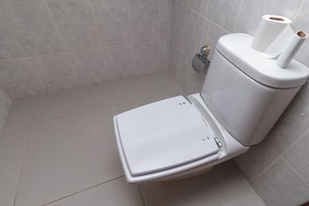 Casa à venda com 250m², 5 quartos e 4 vagas Casa à venda com 250m², 5 quartos e 4 vagasLavabo