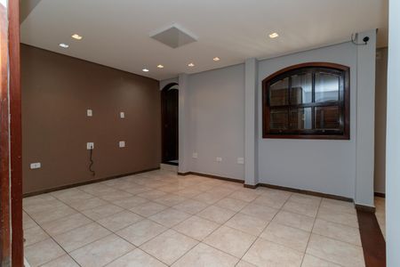 Casa à venda com 250m², 5 quartos e 4 vagas Casa à venda com 250m², 5 quartos e 4 vagasSuíte 2