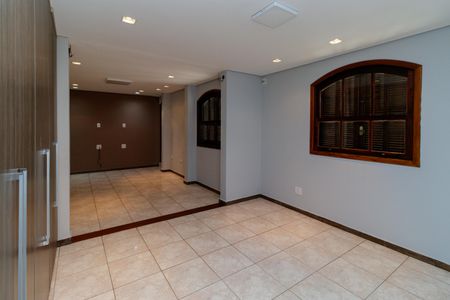 Casa à venda com 250m², 5 quartos e 4 vagas Casa à venda com 250m², 5 quartos e 4 vagasSuíte 2