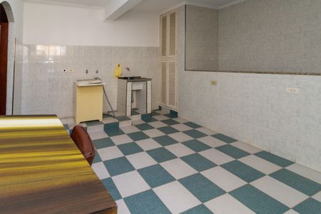 Casa à venda com 250m², 5 quartos e 4 vagas Casa à venda com 250m², 5 quartos e 4 vagasÁrea de Serviço