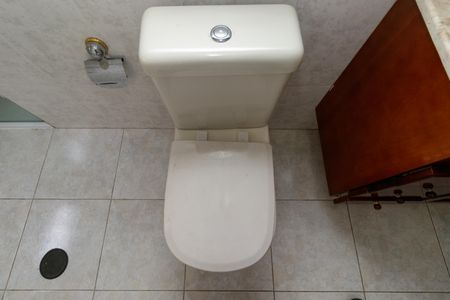 Casa à venda com 250m², 5 quartos e 4 vagas Casa à venda com 250m², 5 quartos e 4 vagasBanheiro Social