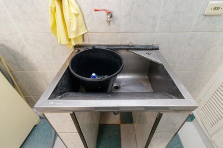 Casa à venda com 250m², 5 quartos e 4 vagas Casa à venda com 250m², 5 quartos e 4 vagasÁrea de Serviço