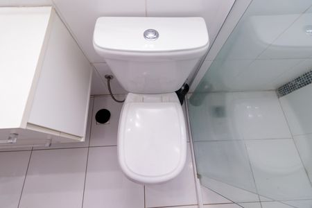 Casa à venda com 250m², 5 quartos e 4 vagas Casa à venda com 250m², 5 quartos e 4 vagasBanheiro Suíte 2