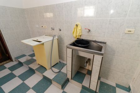 Casa à venda com 250m², 5 quartos e 4 vagas Casa à venda com 250m², 5 quartos e 4 vagasÁrea de Serviço