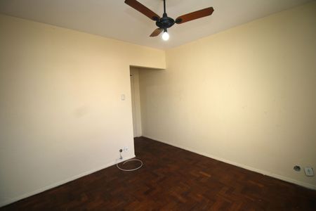 Apartamento à venda com 60m², 2 quartos e 1 vagaSala