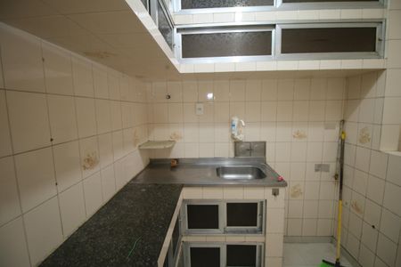 Apartamento à venda com 60m², 2 quartos e 1 vagaCozinha