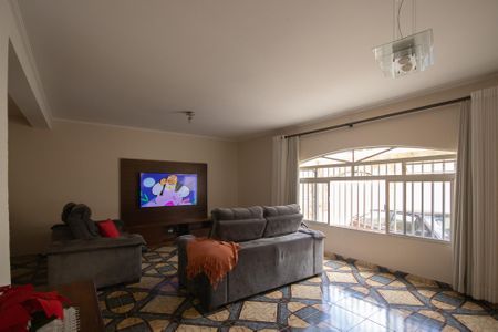 Casa de condomínio à venda com 250m², 5 quartos e 4 vagas Casa de condomínio à venda com 250m², 5 quartos e 4 vagasSala