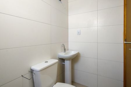 Apartamento para alugar com 78m², 2 quartos e 1 vaga Apartamento para alugar com 78m², 2 quartos e 1 vagaBanheiro da Suíte 2