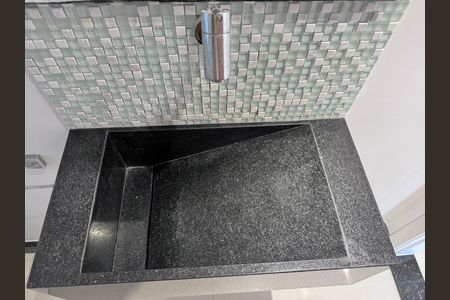 Casa para alugar com 300m², 5 quartos e 2 vagas Casa para alugar com 300m², 5 quartos e 2 vagasLavabo