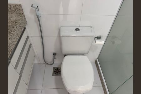Casa para alugar com 300m², 5 quartos e 2 vagas Casa para alugar com 300m², 5 quartos e 2 vagasBanheiro da Suíte 1