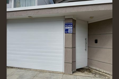 Casa para alugar com 300m², 5 quartos e 2 vagas Casa para alugar com 300m², 5 quartos e 2 vagasFachada e Placa