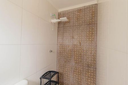 Casa para alugar com 60m², 2 quartos e 1 vaga Casa para alugar com 60m², 2 quartos e 1 vagaBanheiro da Suíte