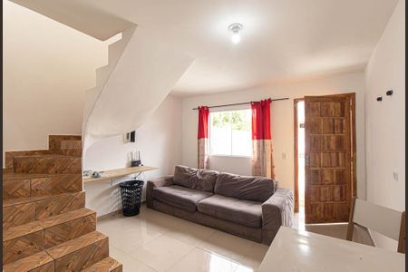 Casa para alugar com 60m², 2 quartos e 1 vaga Casa para alugar com 60m², 2 quartos e 1 vagaSala