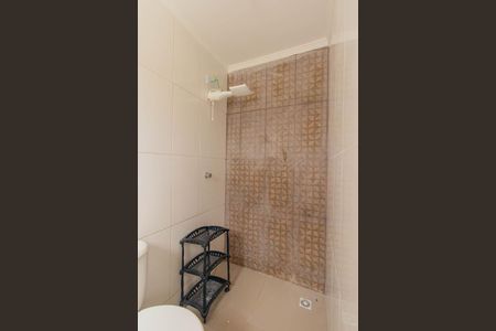 Casa para alugar com 60m², 2 quartos e 1 vaga Casa para alugar com 60m², 2 quartos e 1 vagaBanheiro da Suíte
