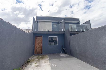 Casa para alugar com 60m², 2 quartos e 1 vaga Casa para alugar com 60m², 2 quartos e 1 vagaFachada