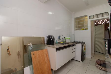 Casa à venda com 90m², 2 quartos e sem vaga Casa à venda com 90m², 2 quartos e sem vagaCozinha