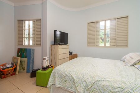 Casa à venda com 90m², 2 quartos e sem vaga Casa à venda com 90m², 2 quartos e sem vagaQuarto 1